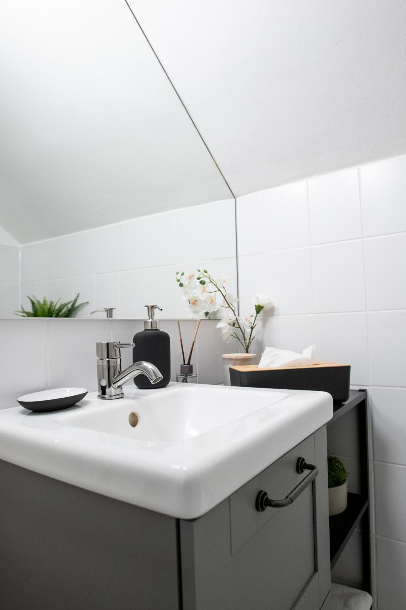 Charmantes 2-Zimmer-Apartment Mit Vorgarten Berlin Dış mekan fotoğraf
